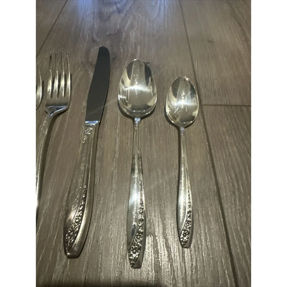 5 Piece Place Setting Wm‎ Rogers Silverplate Flatware Starlight Fork Knife Spoon